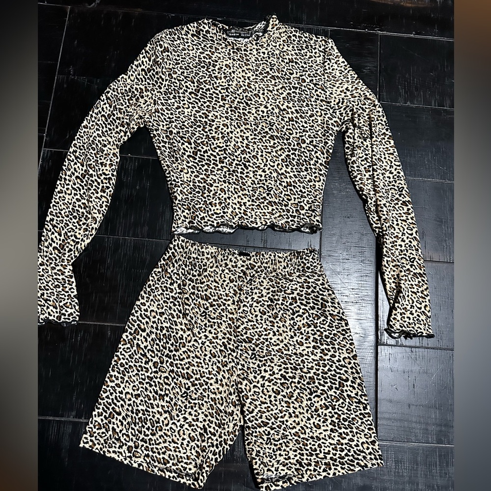 SHEIN cotton leopard print long sleeve shirt with matching shorts